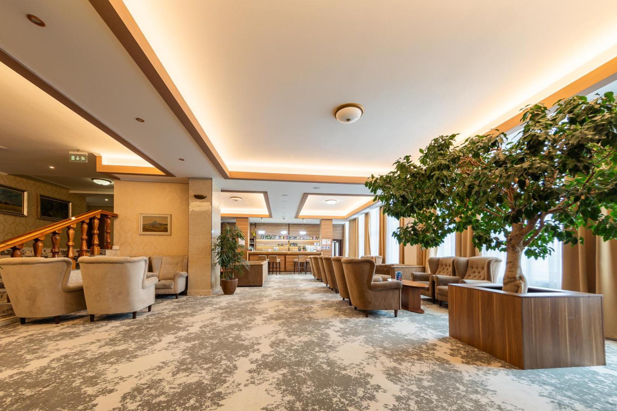 Hotel Granit Tatranske Zruby Vysoke Tatry Luaran gambar